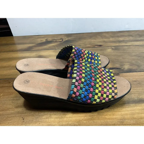 Bernie Mev Multi Rainbow Stretch Woven Capri Slide Sandal Womens Sz 38 US 7.5 - Picture 3 of 6